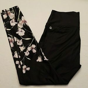 Fabletics leggings - Cascading flowers
